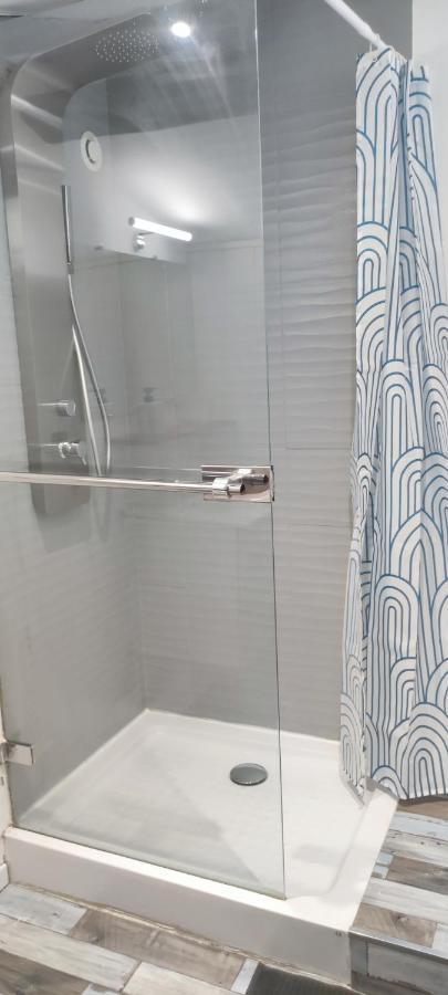 Chez Bichette Saint Maximin Apartment Екстериор снимка